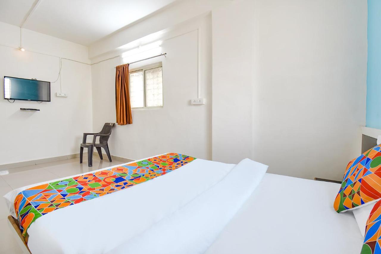 Fabhotel Ashiyana Lodge - Nr Butterfly Park - Хинджевади Екстериор снимка