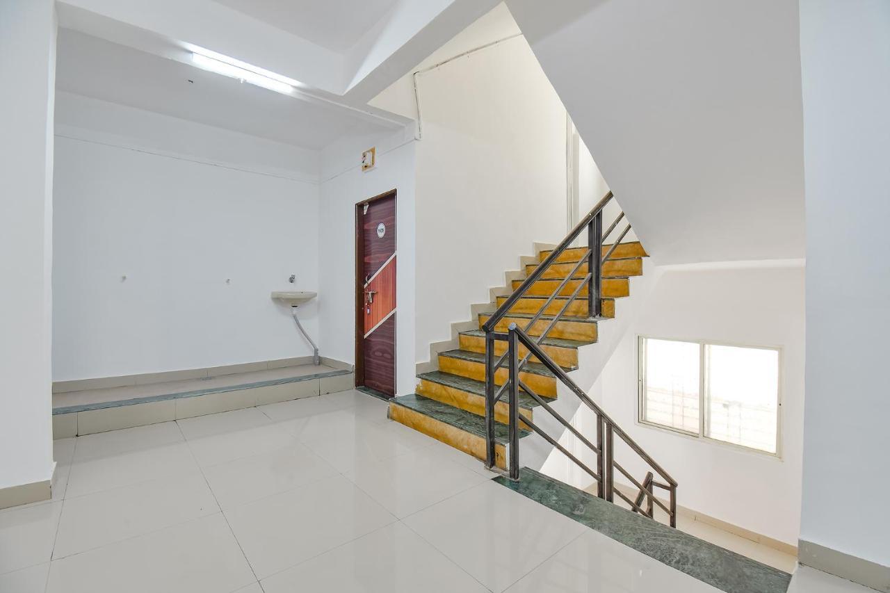 Fabhotel Ashiyana Lodge - Nr Butterfly Park - Хинджевади Екстериор снимка